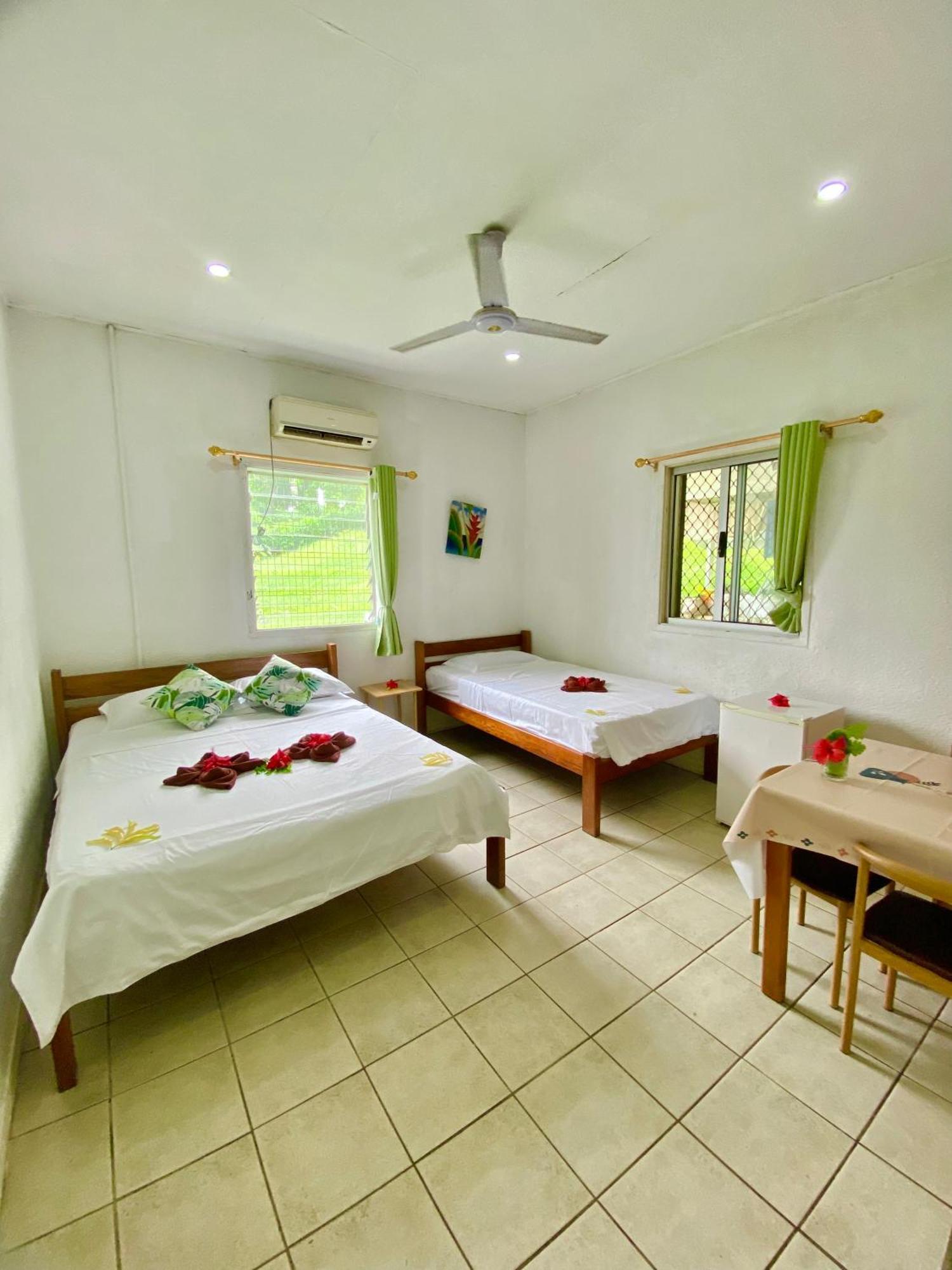 Room With A View & Apartment Style Port Vila Exteriör bild